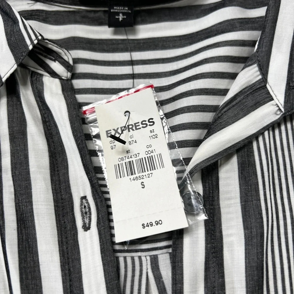 Express Size S Black White Stripe Sleeveless Button Down Blouse Collared Top New - Picture 3 of 4